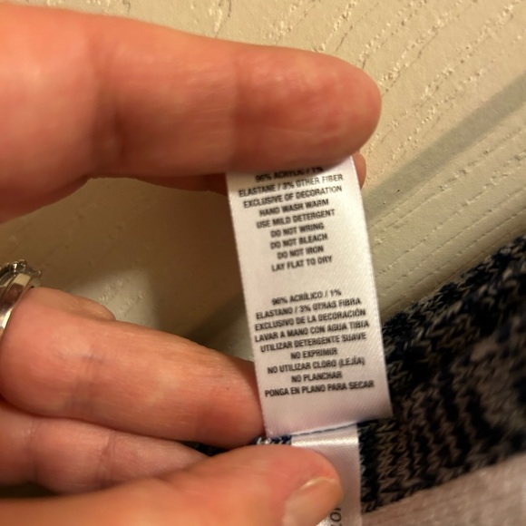 Penn State Blue, White & Gray Fringe Scarf NWT! - Picture 7 of 14